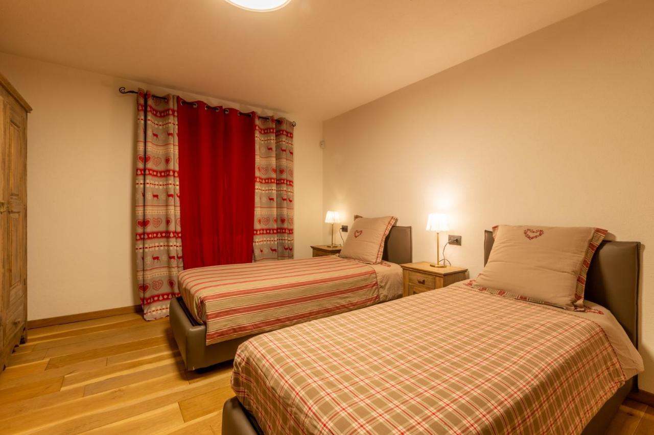 Maison La Louche - Courmayeur Buitenkant foto